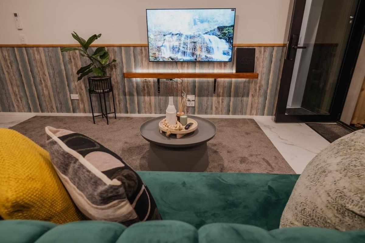 Casino Luxury Suite City Centre - Sleeps 5 كريستتشيرش المظهر الخارجي الصورة